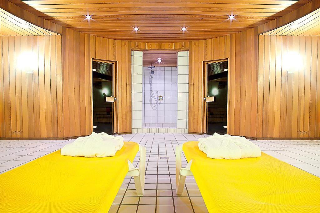Hotel Schloss Schwarzenfeld Bagian luar foto